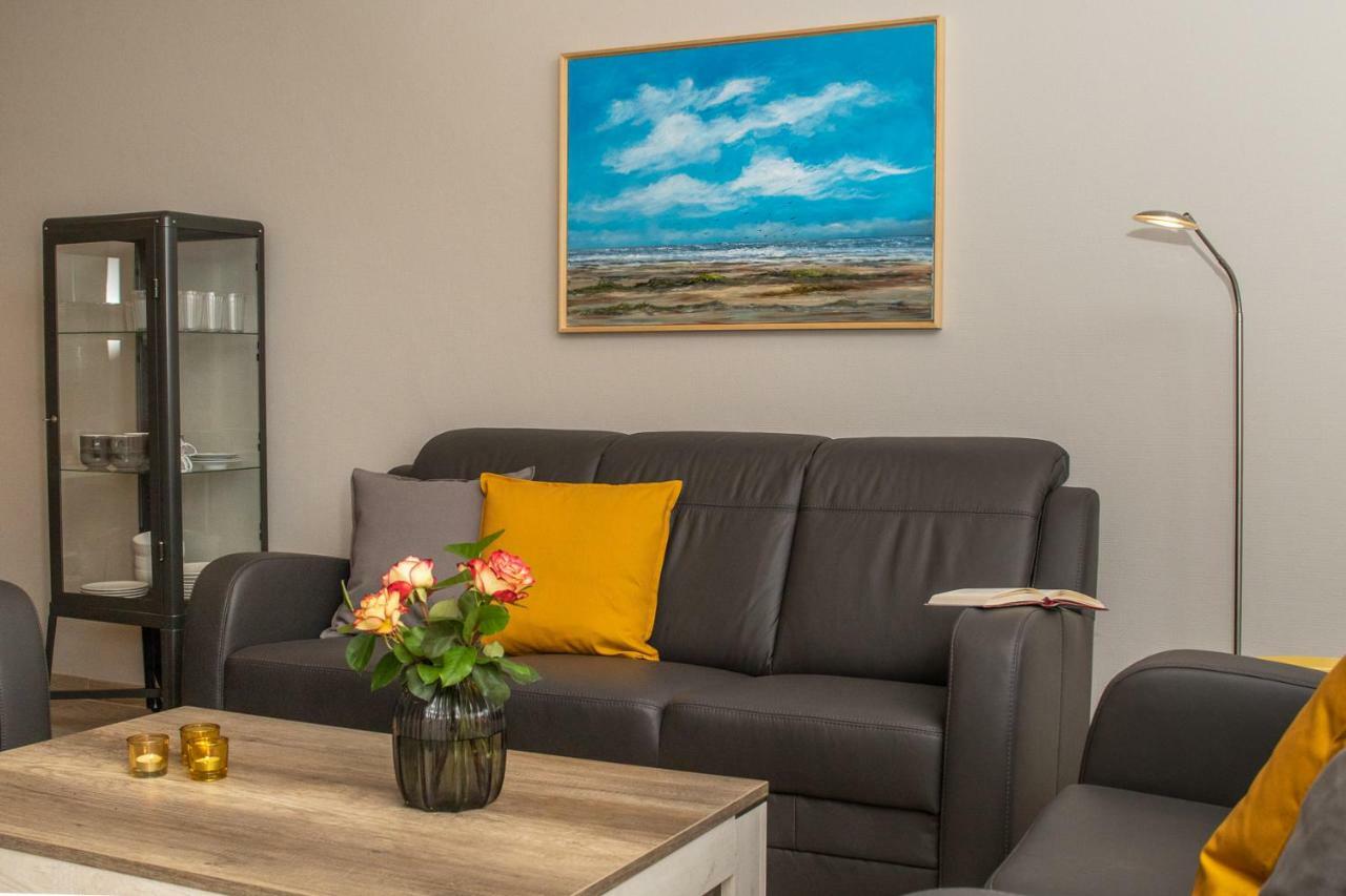 Hayungshaus Esens Appartement Buitenkant foto