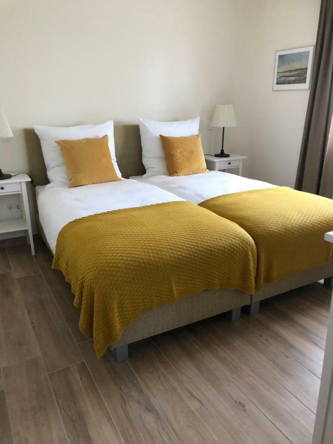 Hayungshaus Esens Appartement Buitenkant foto