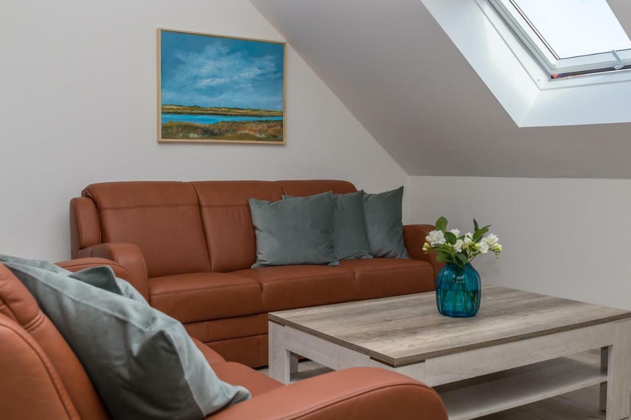 Hayungshaus Esens Appartement Buitenkant foto